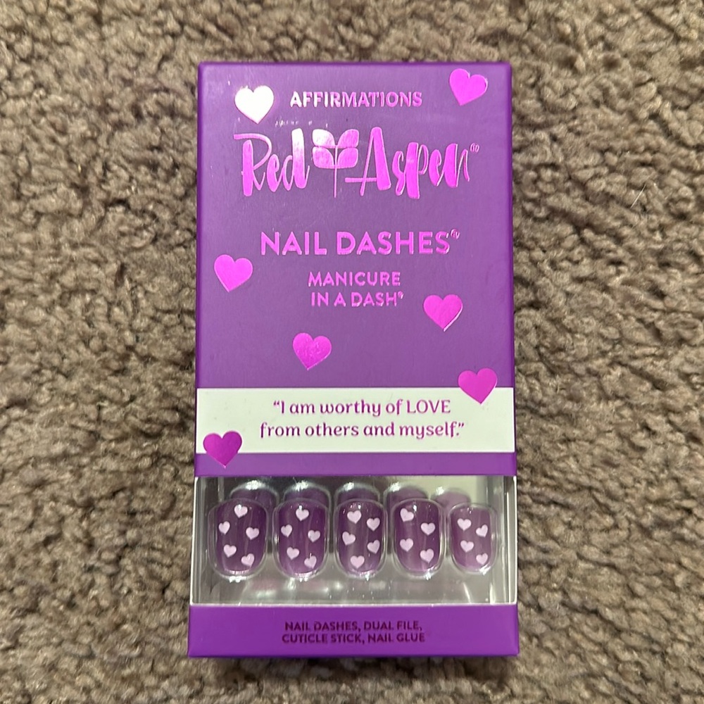 Red aspen nail dash